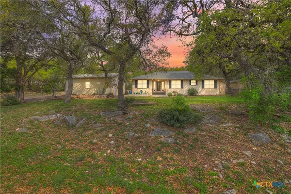 760 Lorne RD, Canyon Lake, TX 78133