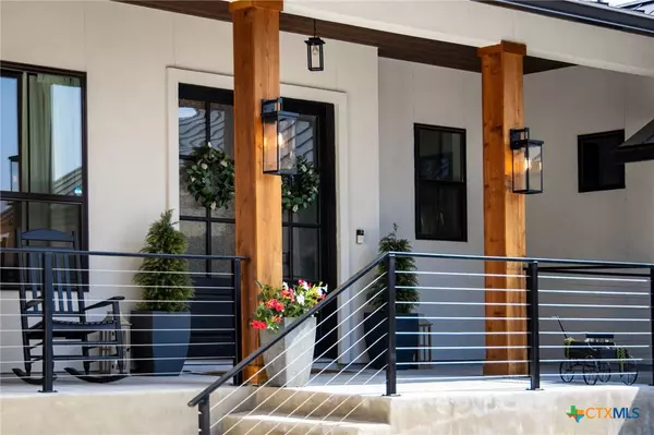 New Braunfels, TX 78132,315 Lookout RDG