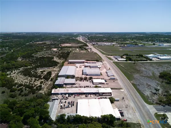 Killeen, TX 76543,5401 E Veterans Memorial BLVD #5401-B Carpenter Shop