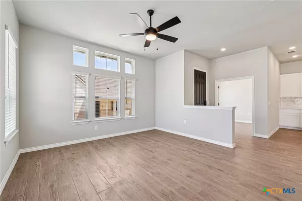 San Marcos, TX 78666,103 San Luis Pass #101