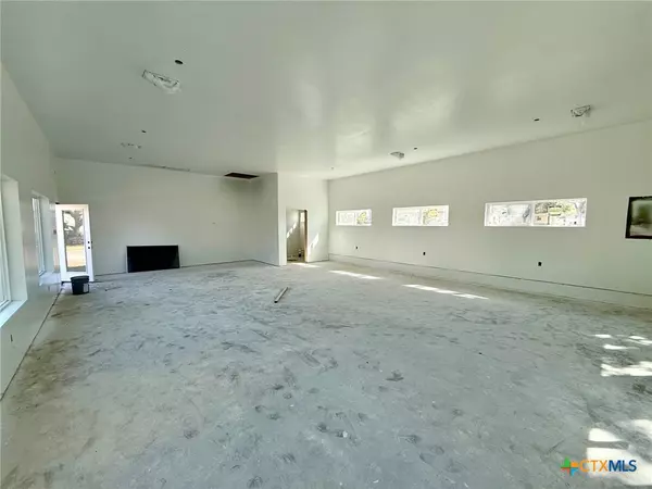 Taylor, TX 76574,100 Paula LN