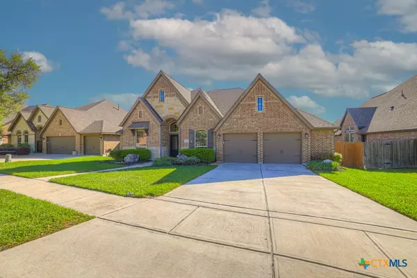 New Braunfels, TX 78132,601 Oak Brook DR
