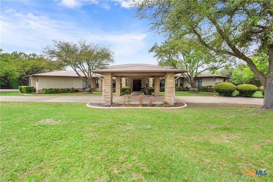 901 Blaylock DR, Salado, TX 76571