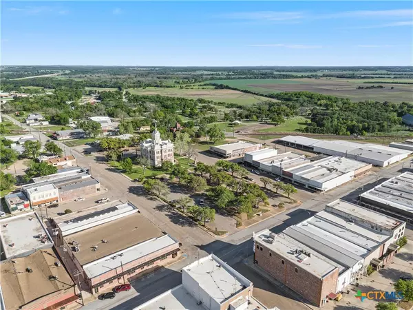 Cameron, TX 76520,107 W Main ST