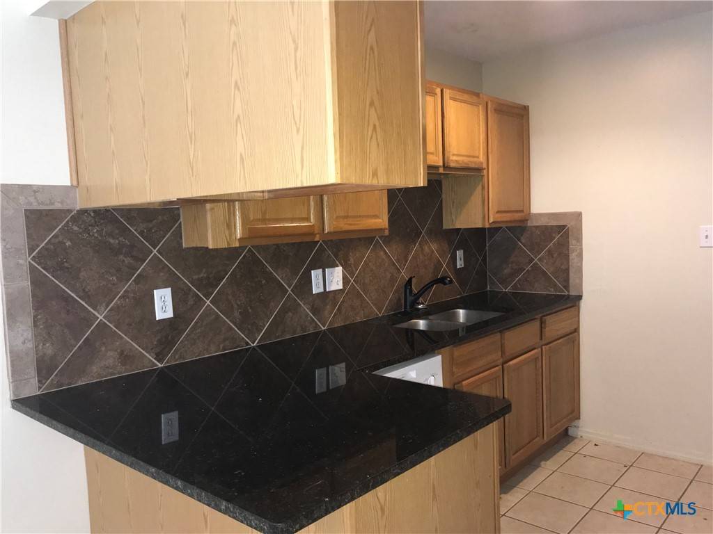 San Marcos, TX 78666,113 Crest DR