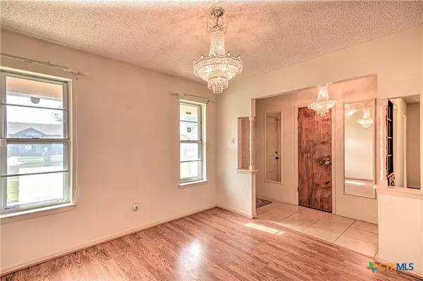 Killeen, TX 76543,1705 Hooper ST