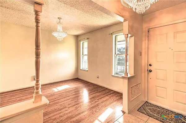 Killeen, TX 76543,1705 Hooper ST