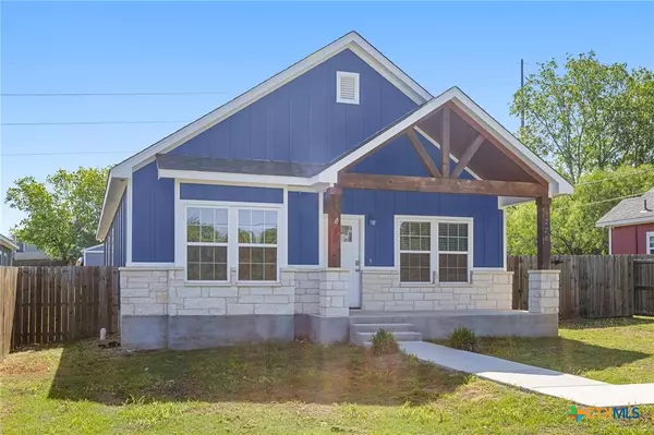 Luling, TX 78648,220 Spruce AVE