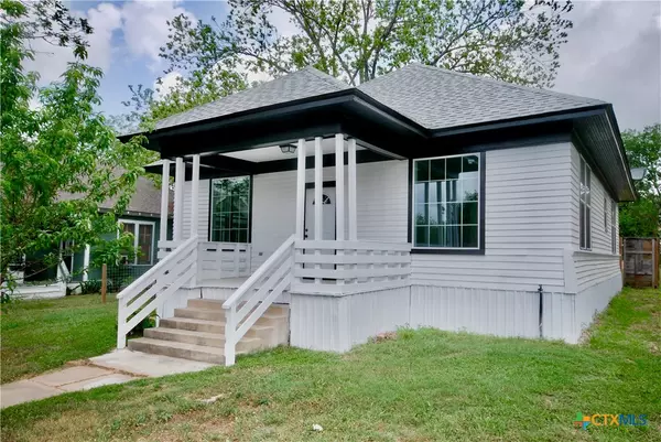 Yoakum, TX 77995,215 E Gonzales ST