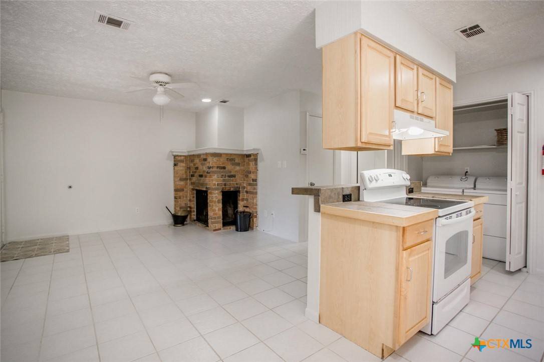San Marcos, TX 78666,421 W San Antonio ST #C2