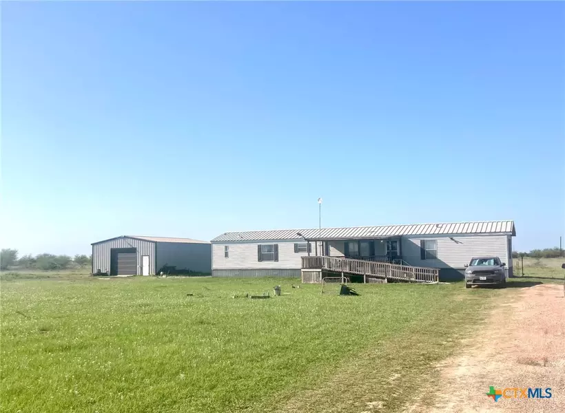 500 Willow Creek Ranch RD, Victoria, TX 77904