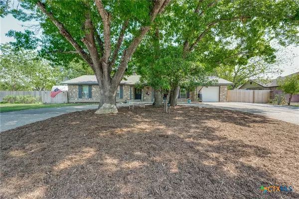 Selma, TX 78154,8258 Woodcliff BLVD