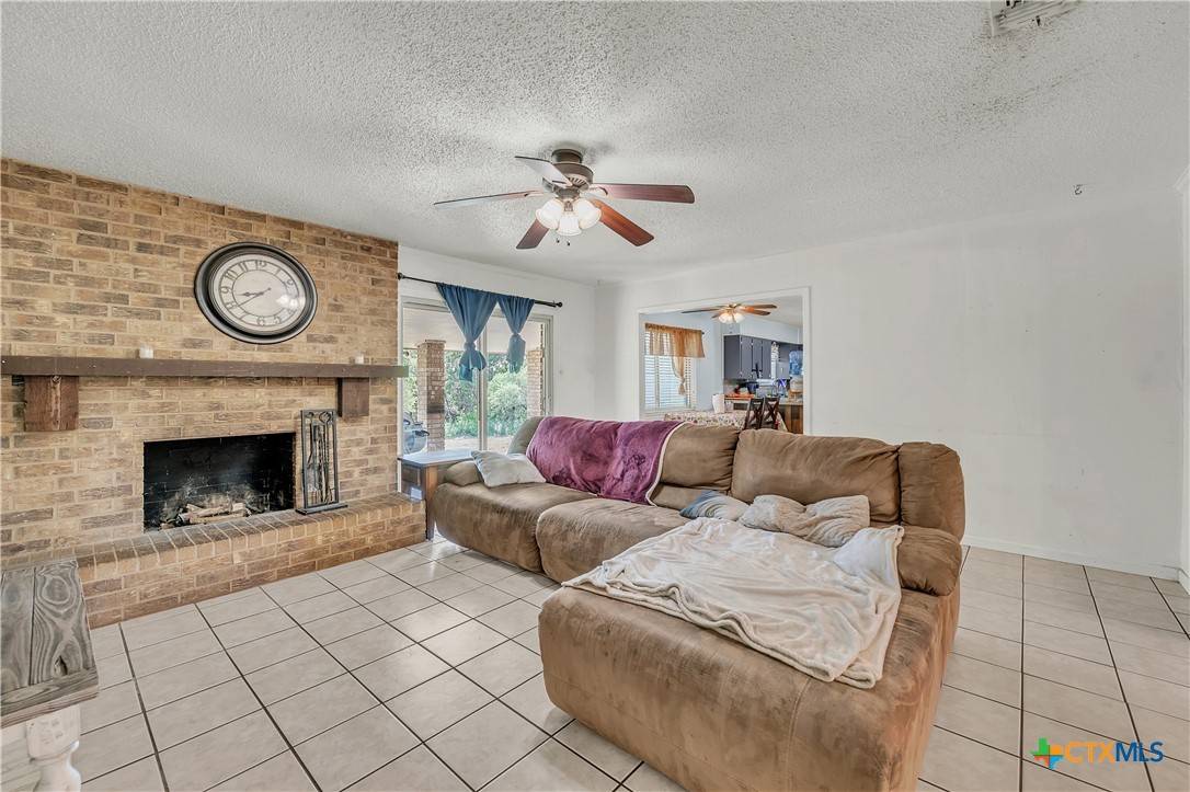 Kempner, TX 76539,806 County Road 4756