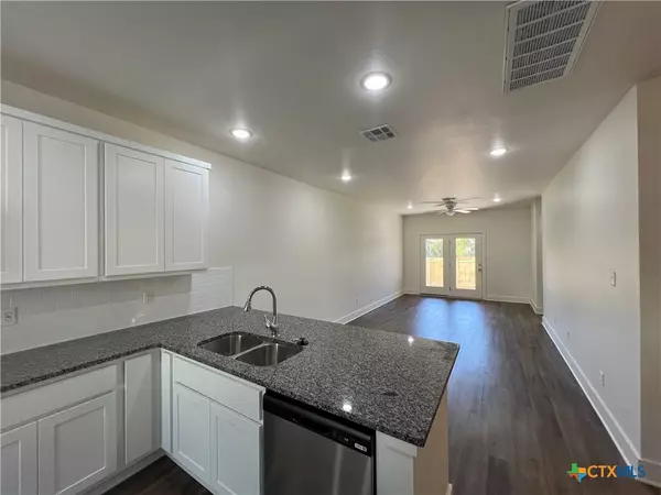 Belton, TX 76513,1814 Royal LOOP