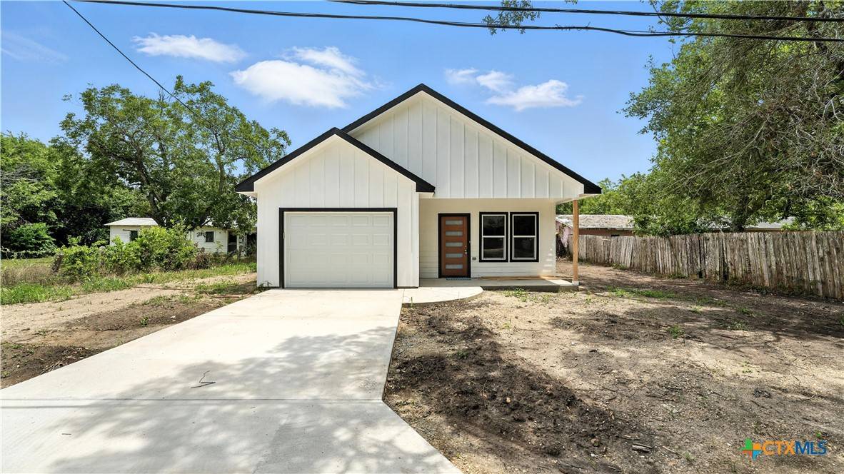 Gonzales, TX 78629,1420 Harwood ST