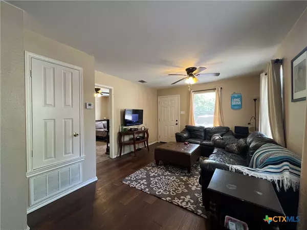 San Marcos, TX 78666,898 Advance ST