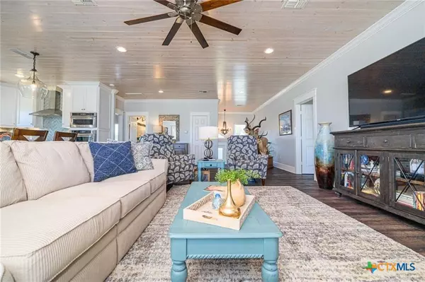 Rockport, TX 78382,410 Captains Cove