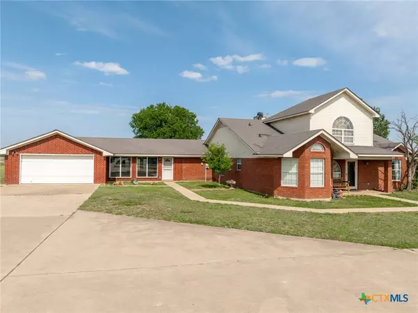 Eddy, TX 76524,411 Wade RD
