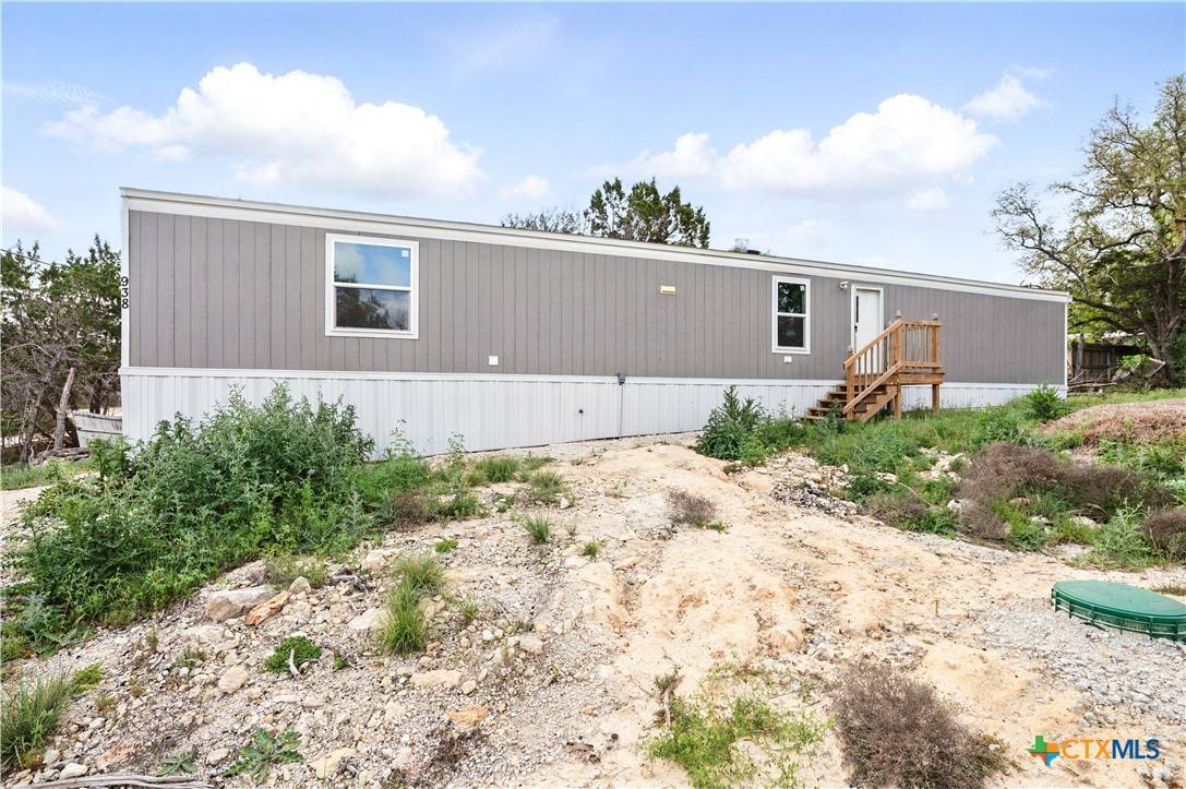 Spring Branch, TX 78070,938 Covered Wagon