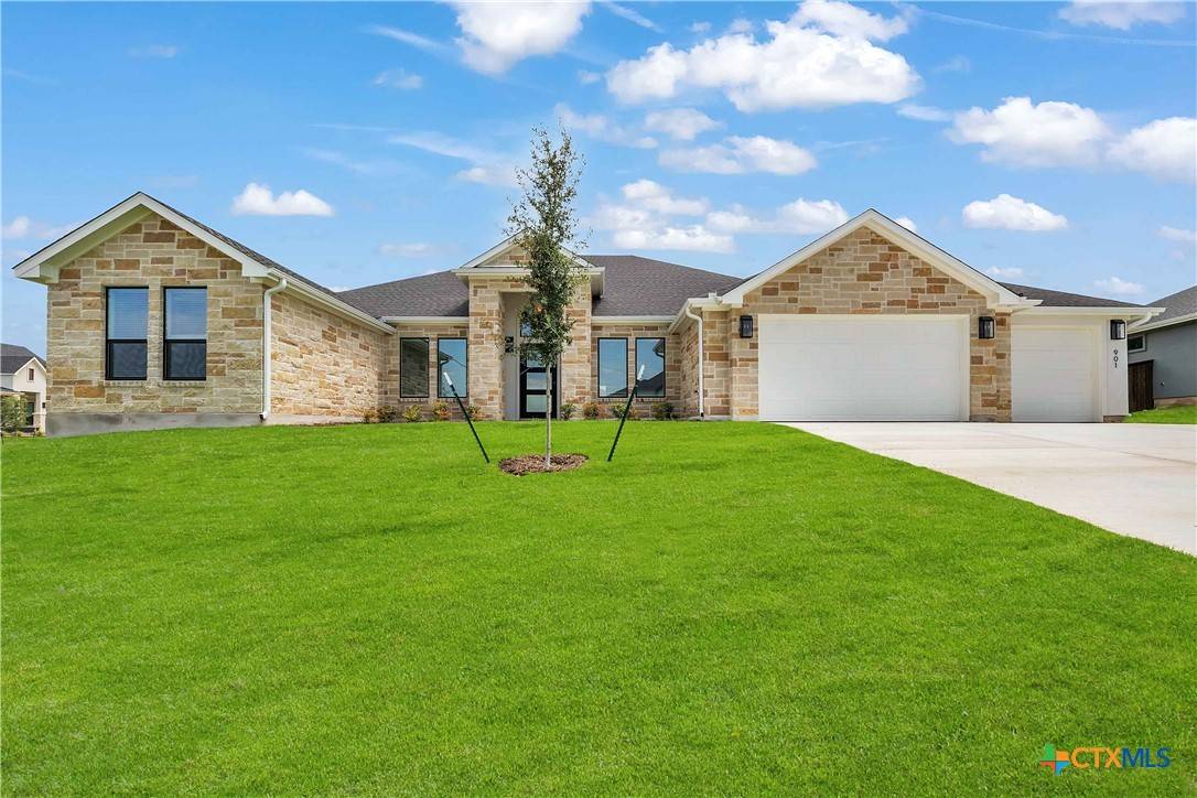 901 High Plains DR, Nolanville, TX 76559