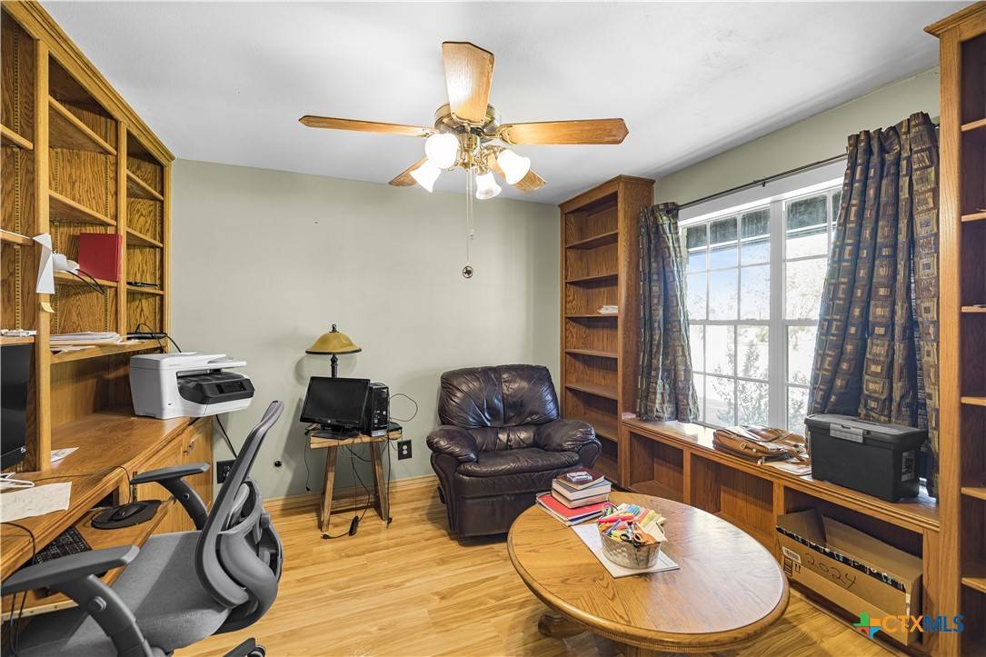Woodsboro, TX 78393,571 Fm 1360