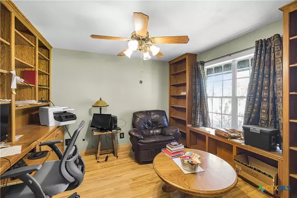 Woodsboro, TX 78393,571 Fm 1360