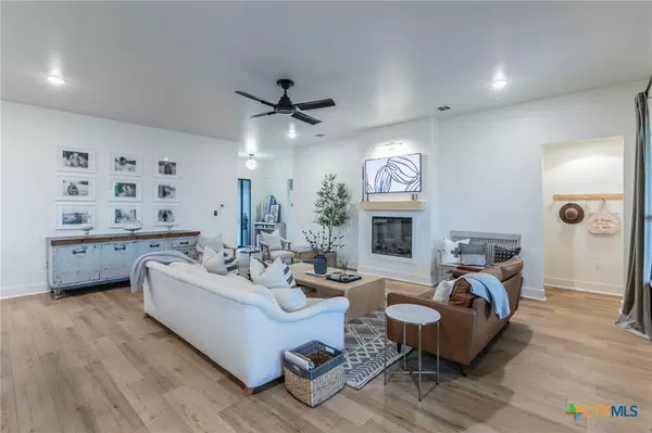 Belton, TX 76513,5919 Hamlet DR