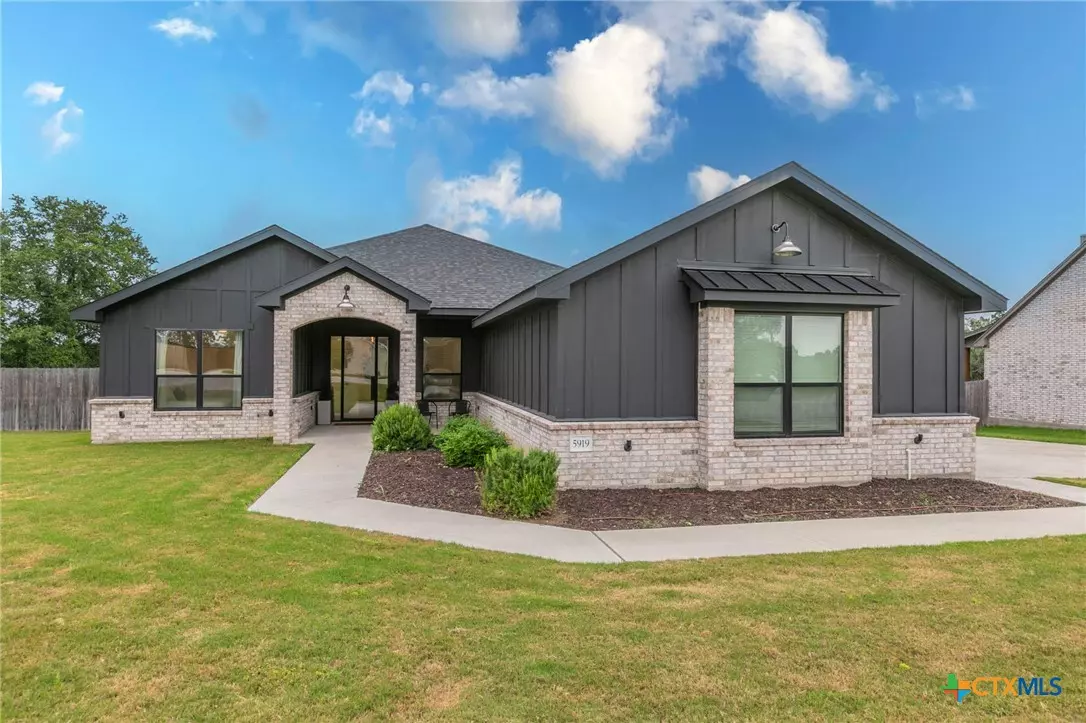 Belton, TX 76513,5919 Hamlet DR