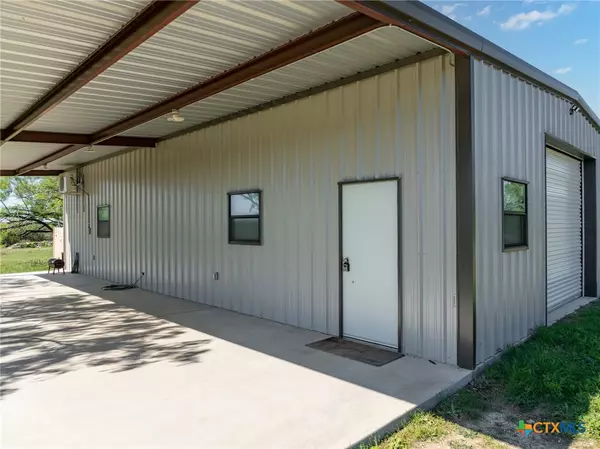 Evant, TX 76525,570 PR 42103