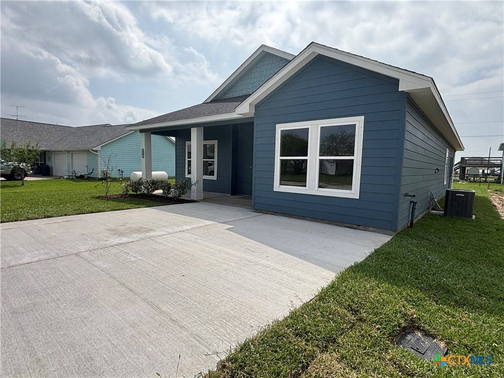 Palacios, TX 77465,837 Swallow Drive