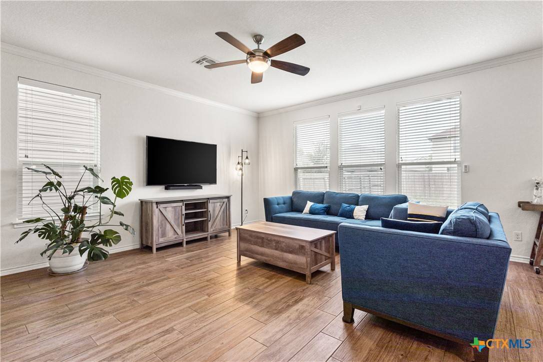 New Braunfels, TX 78130,2095 Shire MDWS