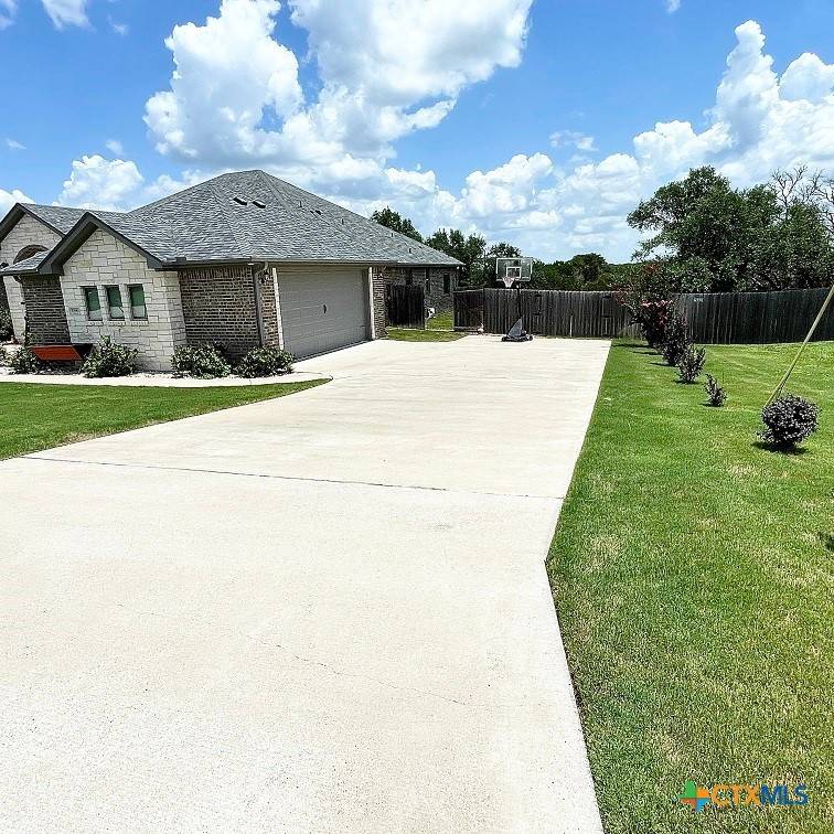 Salado, TX 76571,1066 Vista DR