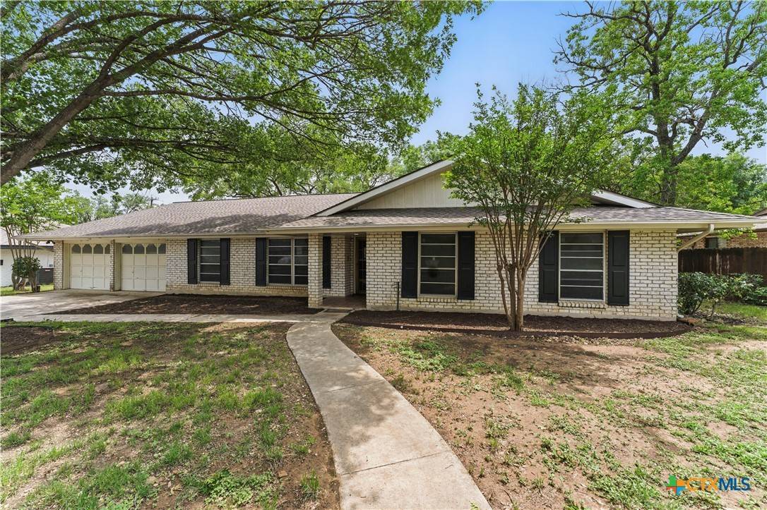 6022 Wildwind DR, Windcrest, TX 78239