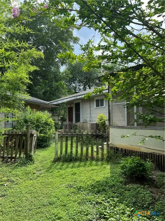 San Marcos, TX 78666,310 Smith LN #A