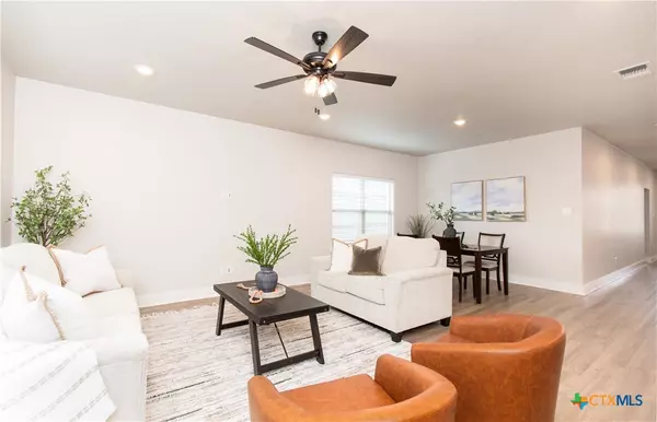 Nolanville, TX 76559,1974 Rosson ST
