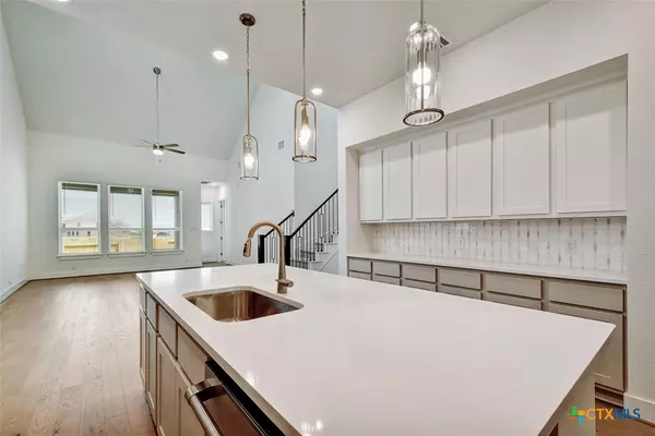 Schertz, TX 78108,5017 Kimble WAY