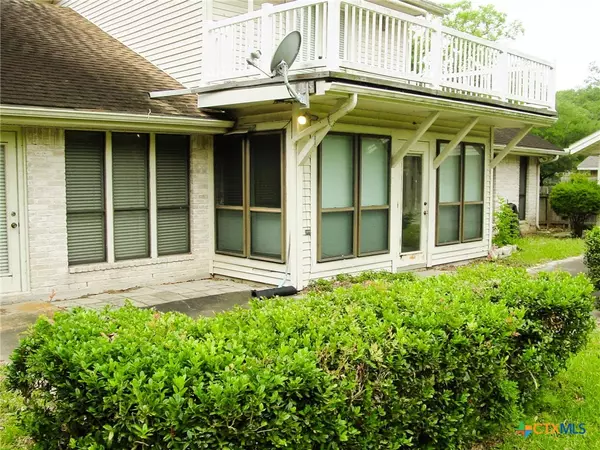 Victoria, TX 77904,306 Woodway DR