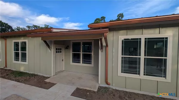 1106 Chestnut Street #A, San Marcos, TX 78666