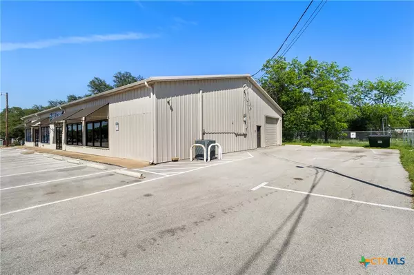 Belton, TX 76513,1225 N Main ST