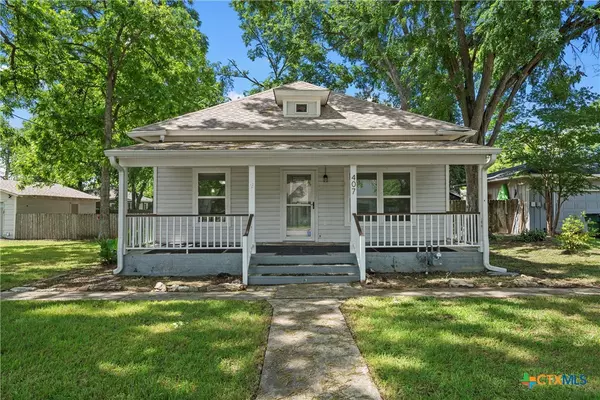 Cameron, TX 76520,407 E 7th ST