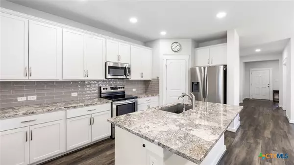 New Braunfels, TX 78130,3608 Space Cloud DR