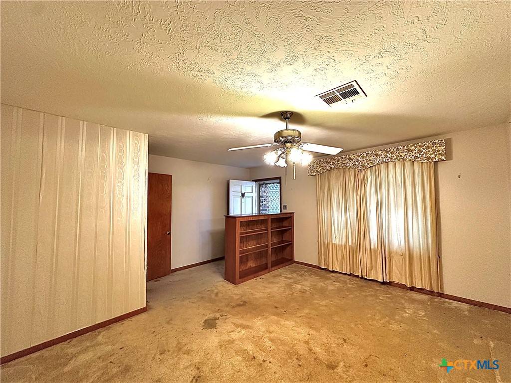 Bloomington, TX 77951,408 E King