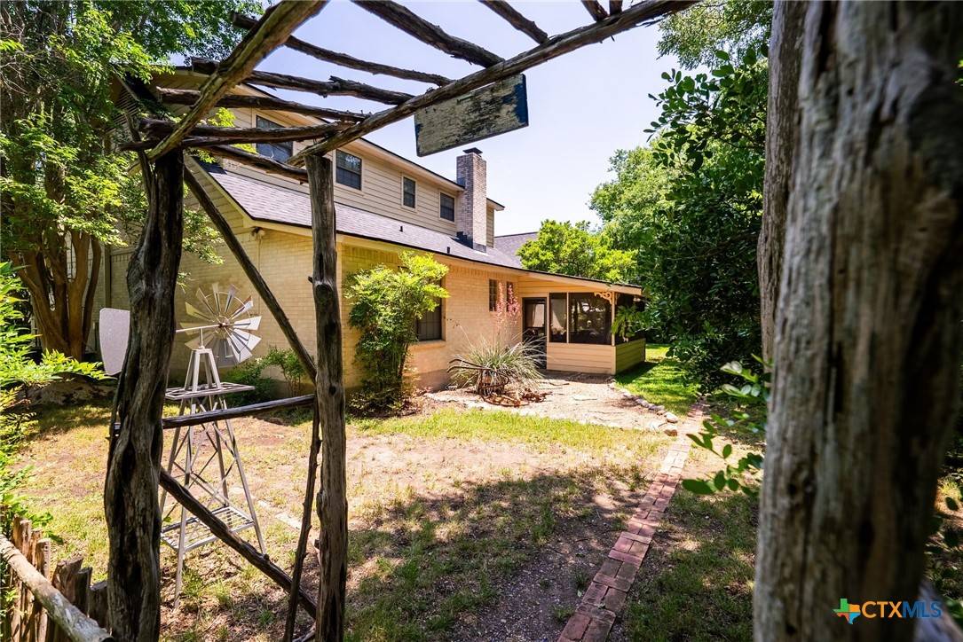 Martindale, TX 78655,68 Riverside Ln.