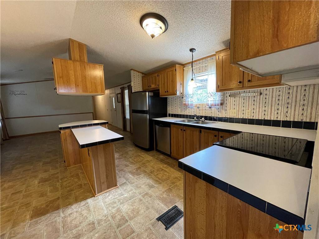 Canyon Lake, TX 78133,5766 Chimney Rock