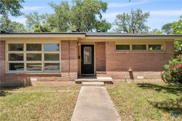 Temple, TX 76504,2904 W Avenue R