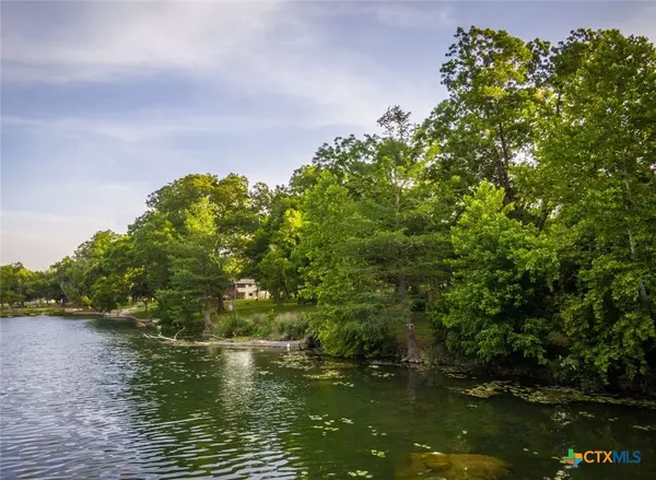 New Braunfels, TX 78130,1270 Ervendberg AVE