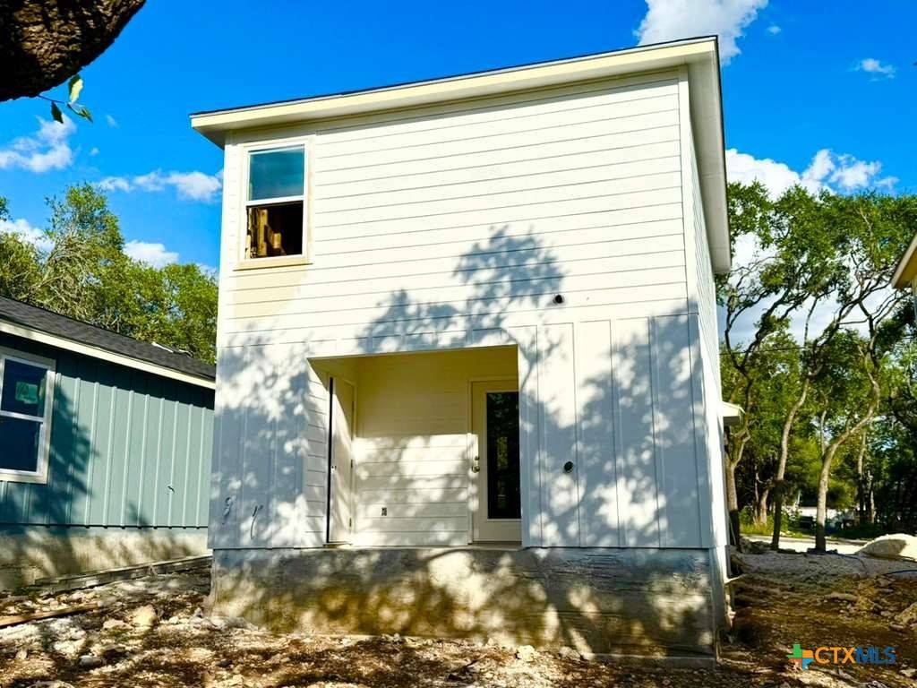 Canyon Lake, TX 78133,701 Burr Oak LN