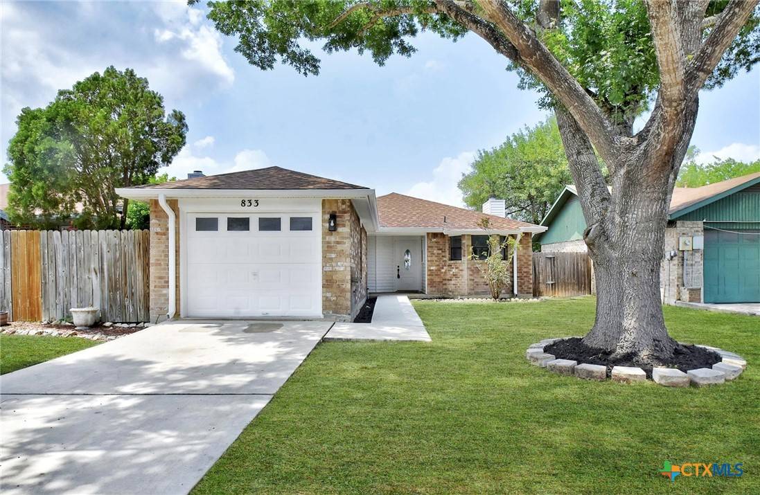 833 Bellaire DR, New Braunfels, TX 78130