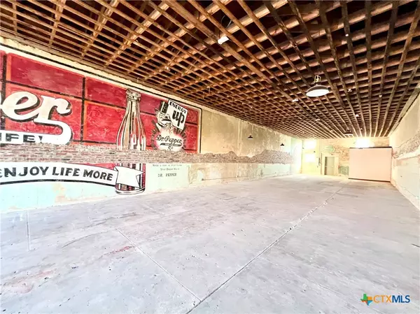 Bartlett, TX 76511,135 E Clark ST