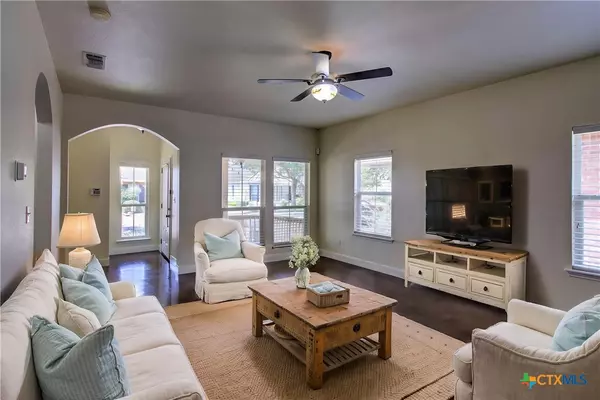 New Braunfels, TX 78130,2222 Gruene Lake DR